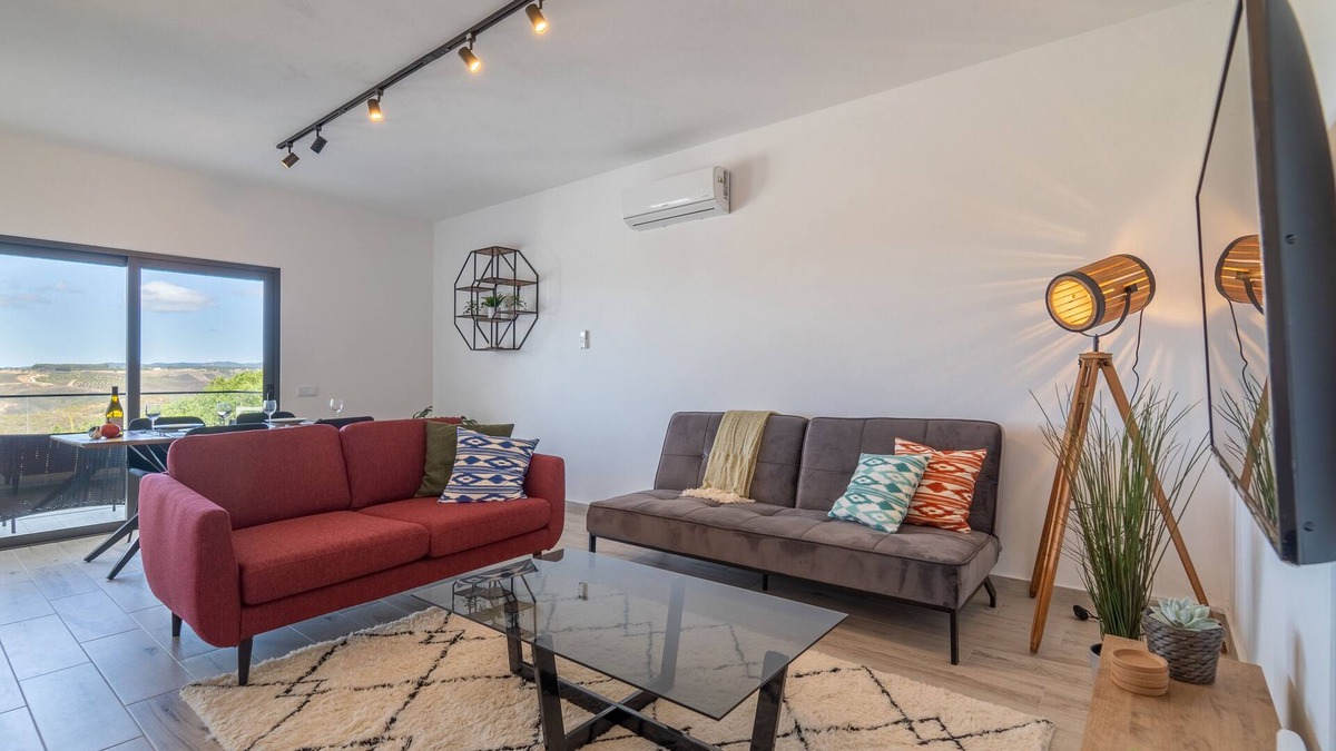 Espartal Apartment | O MAÇARICO - Walking distance to Monte Clerigo and Amoreira beaches