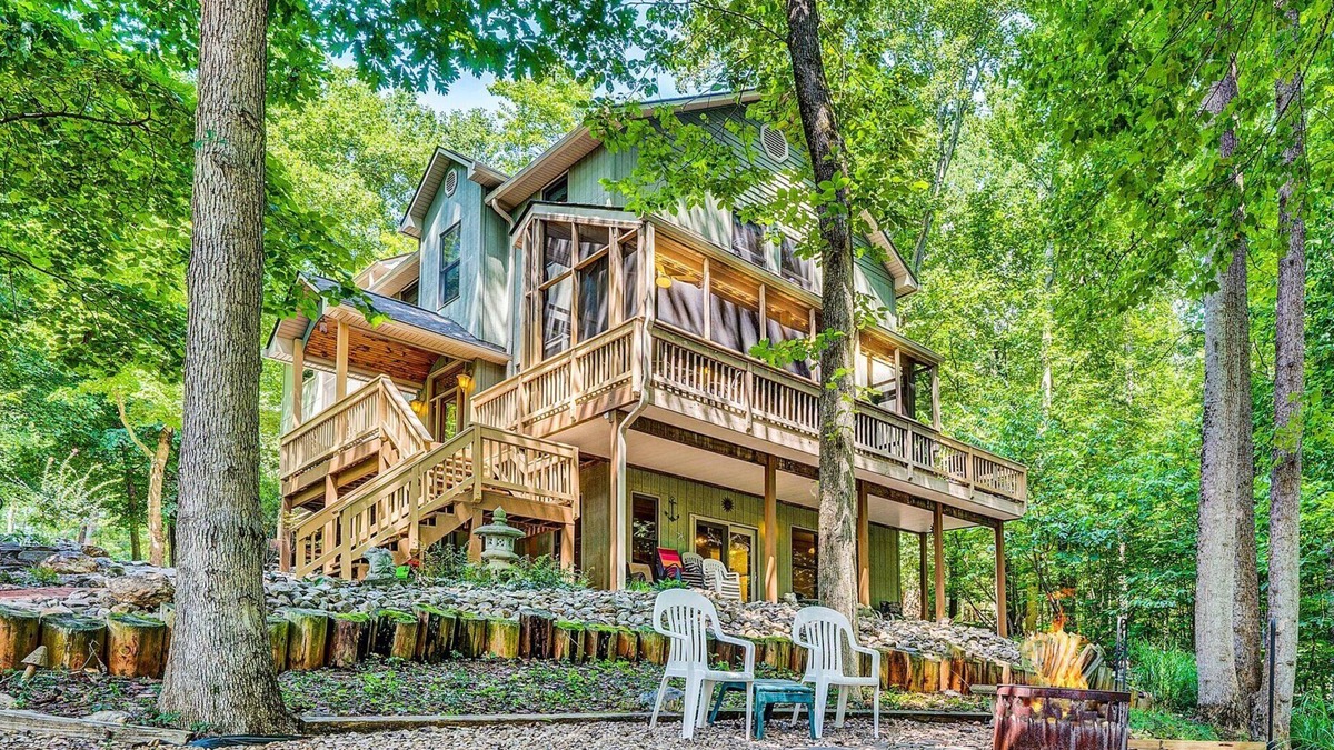 Westlake Corner House | O'NEILL'S GETAWAY
