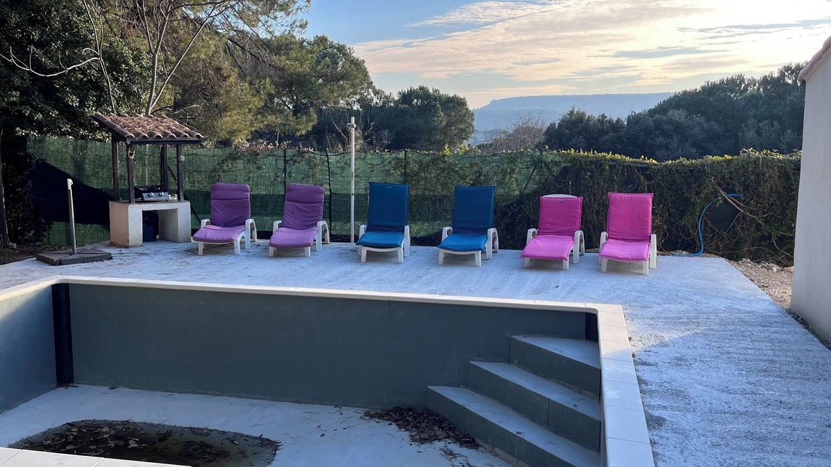 Bagnols-sur-Ceze House | Ô Soleil de Bagnols, gite with private pool, pets welcome