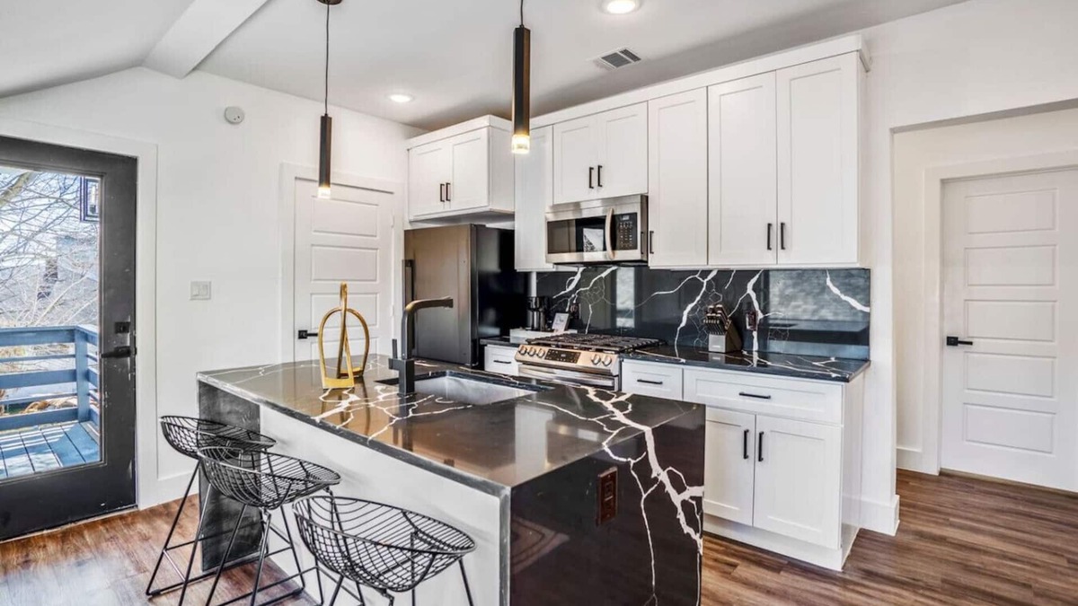 East Downtown Houston House | O4 -B · The O'Four, Eado Retreat - Unit B