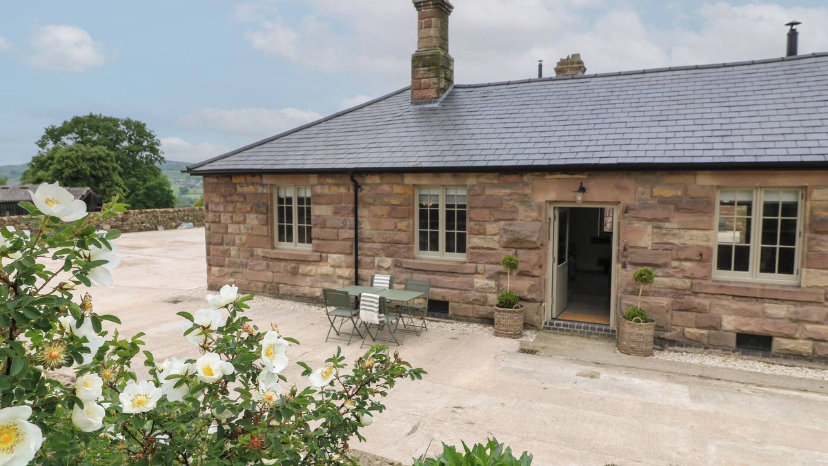 Crich House | OAK COTTAGE - FOLD YARDS, character holiday cottage in Alderwasley