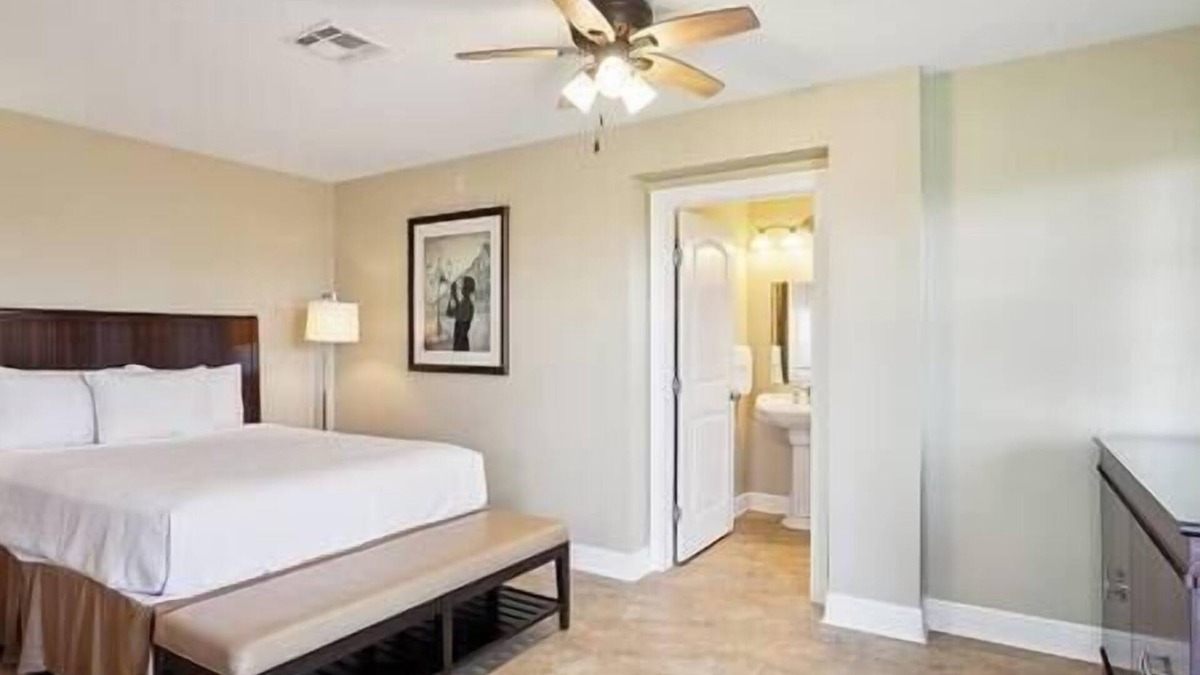 Lafitte Bed & Breakfast | Oak Cottage R102