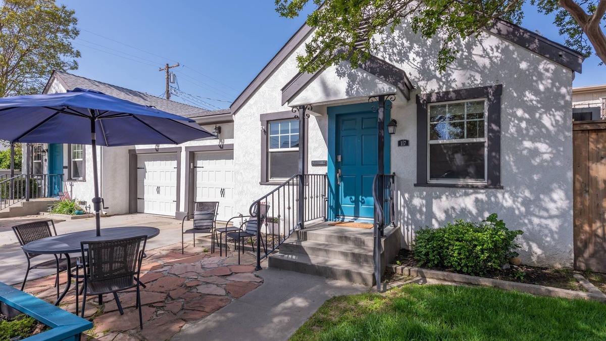 Lodi Cottage | Oak Cottages Duplex | Six minute stroll to historic Downtown Lodi! Pet Friendly!