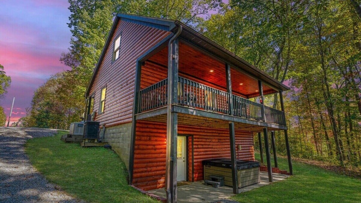 Rockbridge Cabin | Oak Ridge Preserve | Hocking Hills