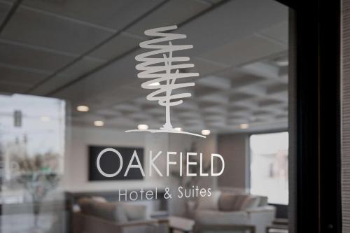 Rochester Hotel | Oakfield Hotel & Suites, an Ascend Collection Hotel