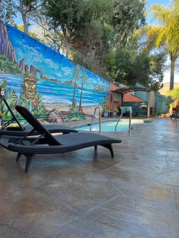 Oak View Hotel | Oakridge Inn