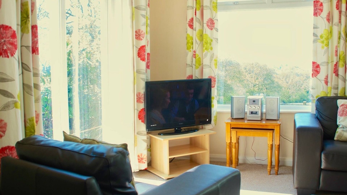 Cullompton House | Oaktree Cottage a house with amazing views of the Devon Countryside