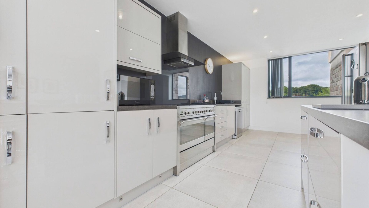 Tansley Cottage | Oakwood House