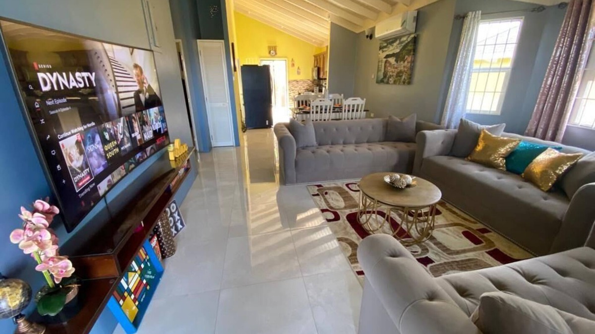 Falmouth House | Oasis At The Manor