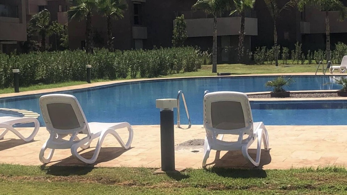 Menara Apartment | Oasis de Détente à Marrakech Golf City Prestigia Vacances Avec Jardin Privé