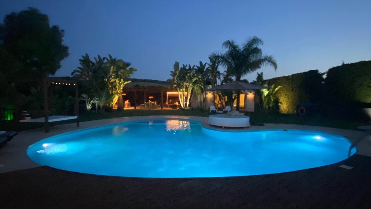 San Ambrosio House | OASIS IN A NATURAL PARK. CASA ASIA 5 min from the beach and the mountains