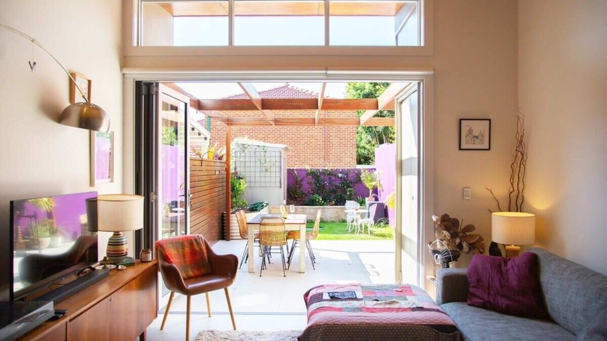 Newtown House | Oasis in Newtown Summ