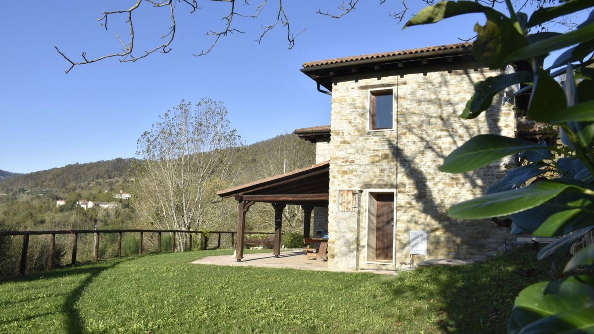 Cortemilia Ski Chalet | Oasis of tranquillity for the whole family with pets. Langhe, Northern Italy