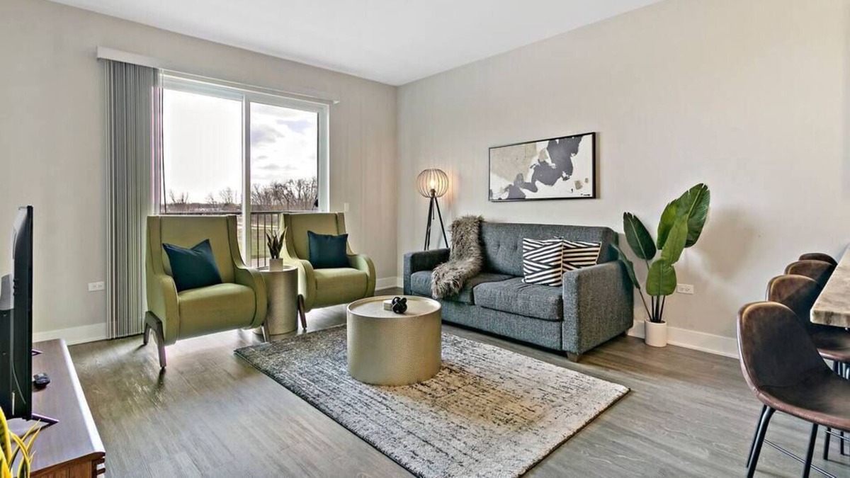 Forestview Apartment | OB7 Ideal 6BR Clustered Units in Oakbrook | Big Group
