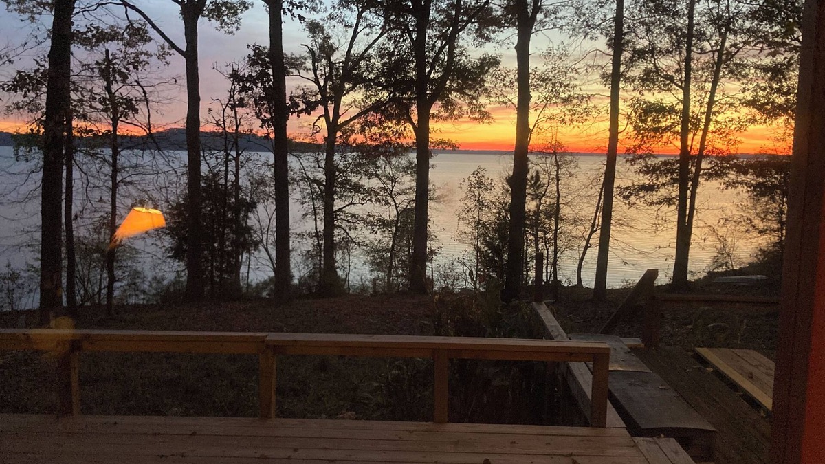 Cason Cabin | Oberthier Fish Camp on the Lake o the Pines.