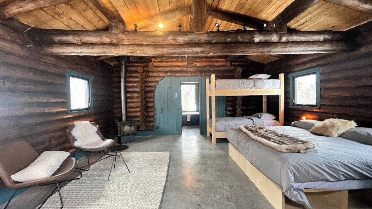 Saint-Simeon Cabin | ÖBois Charlevoix: The Forgerie