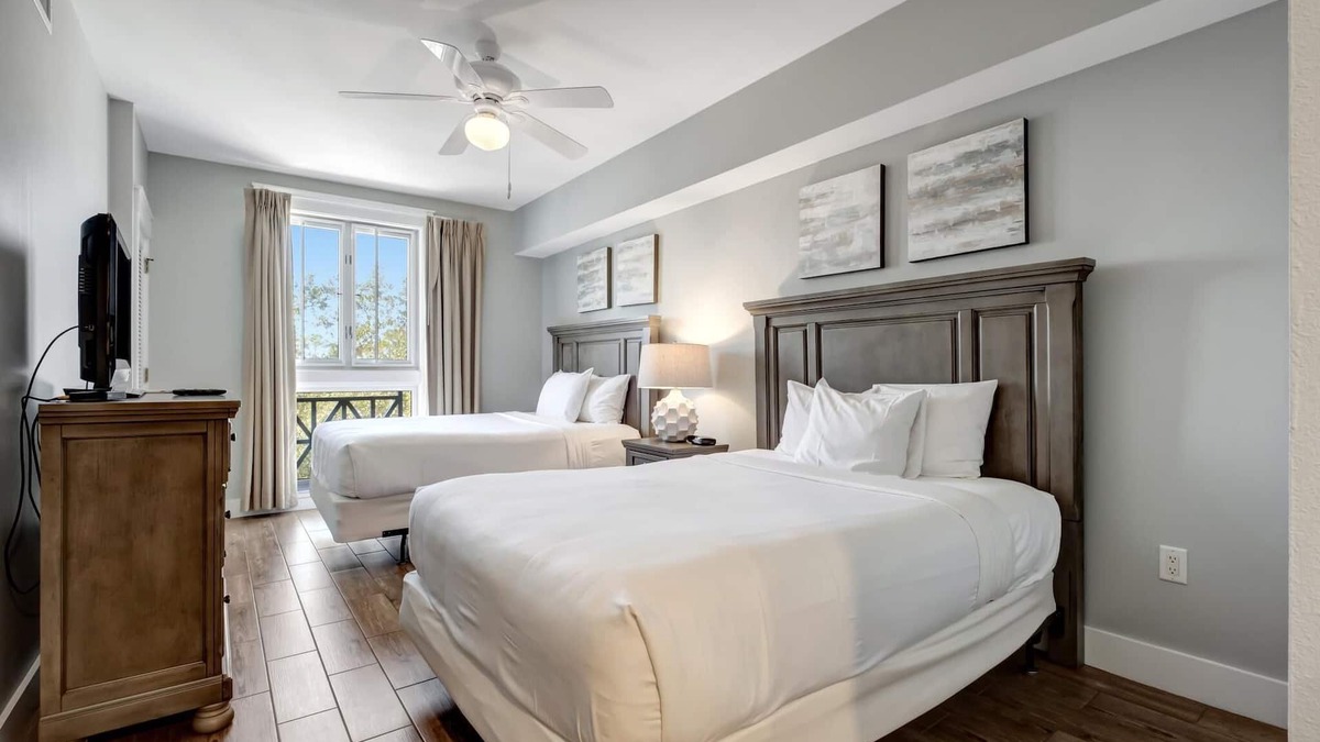 Villa Lago Condo | Observation Point South Studio - Your Ideal Vacation Getaway in Sandestin at Sandestin Golf and Beach Resort!