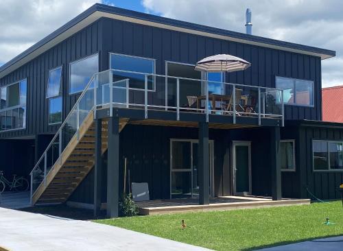 Whangamata House | OCEA413- Ocean Bliss