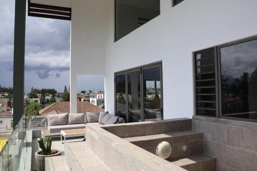 Flic-en-Flac Apartment | Ocean Bliss Penthouse - Private Pool & 2 Min to Beach