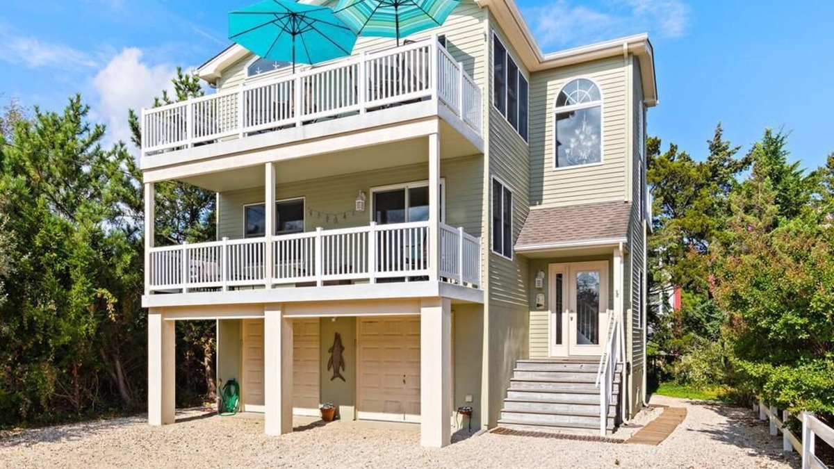 Barnegat Light House | Ocean block single family in Barnegat Light with views of Old Barney