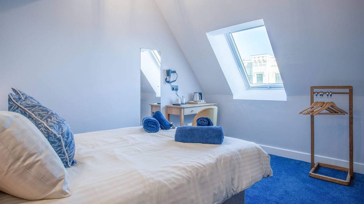 Saundersfoot Hotel | Ocean Cabins No. 12 @ The Square - Saundersfoot