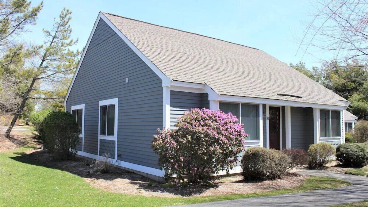 Brewster Cottage | Ocean Edge Paradise in Brewster!