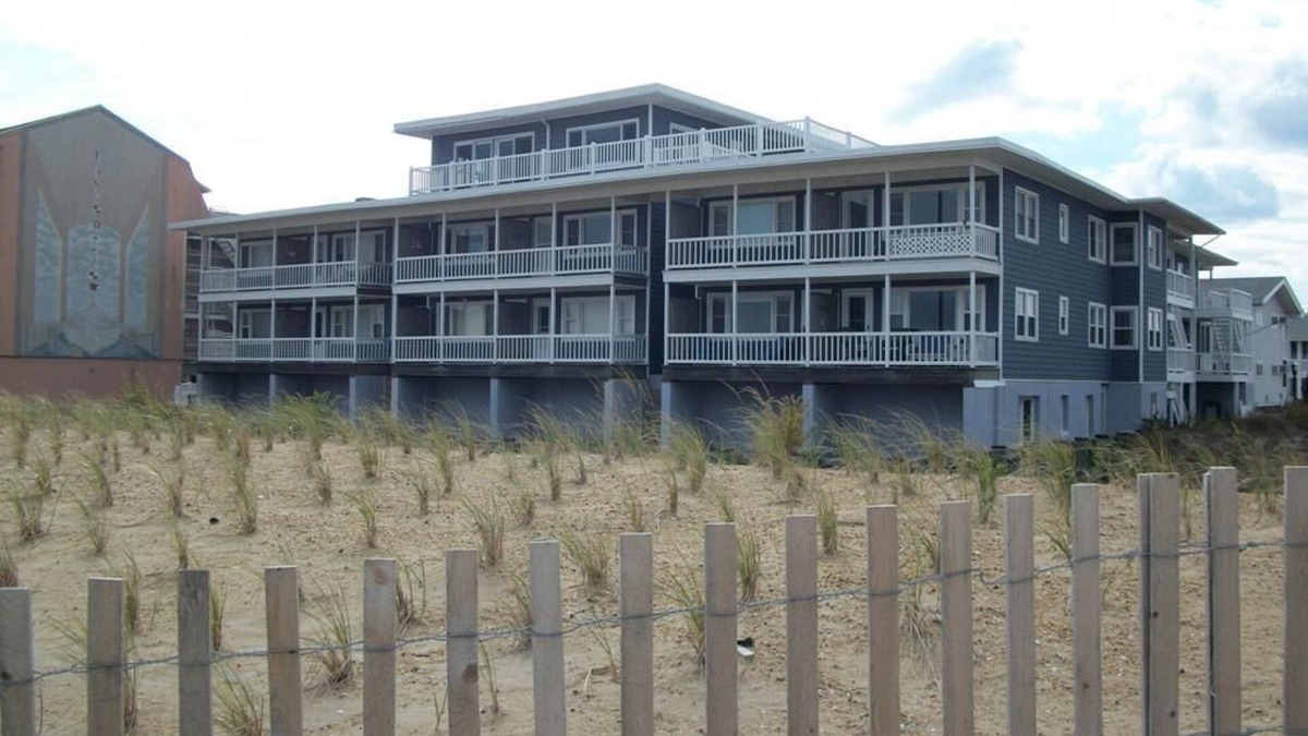 Dewey Beach Condo | Ocean Front 1bdrm/1bath Condo w/Great Ocean Views!