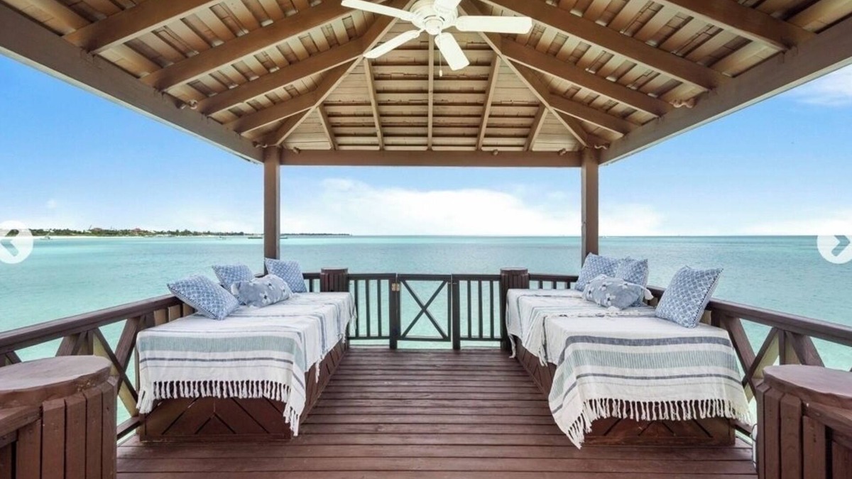 Westwind House | Ocean front beach house.