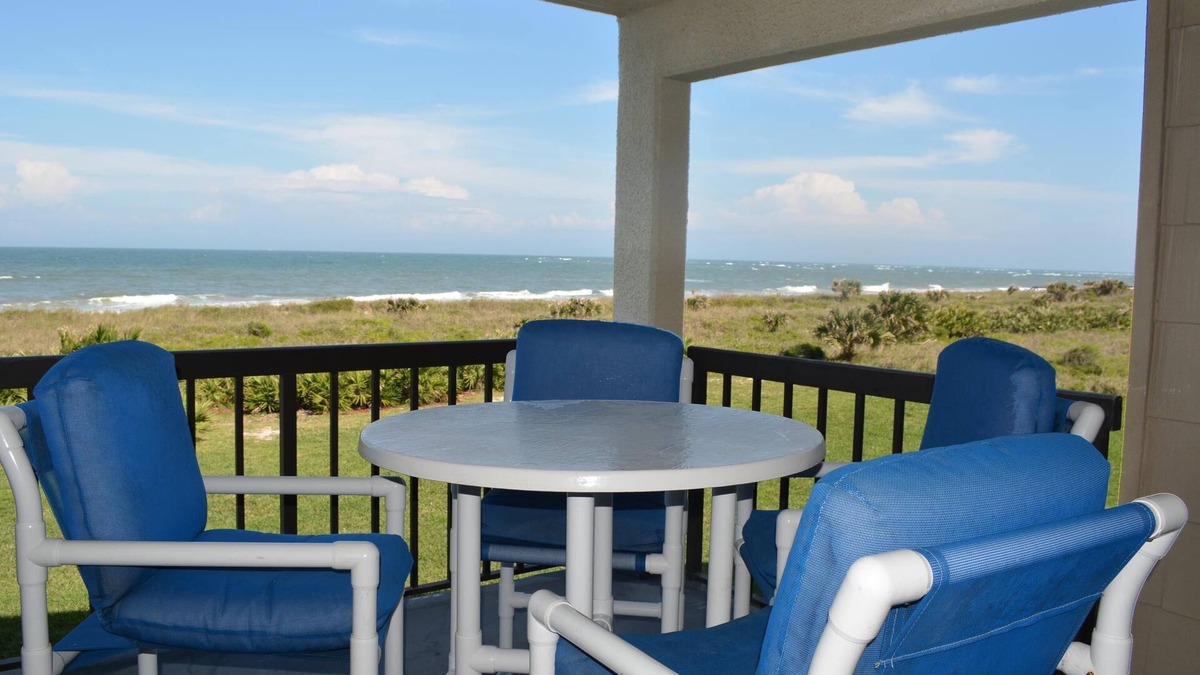 Vilano Beach Condo | Ocean Front Condo W/private Beach Access & Minutes From Downtown St. Augustine
