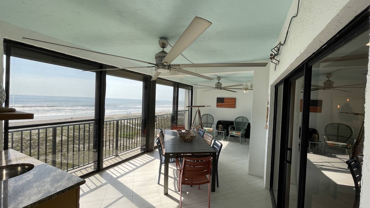 Cocoa Beach Condo | OCEAN FRONT,CORNER UNIT, TOP FLOOR 2 BEDROOM/2 BATHS