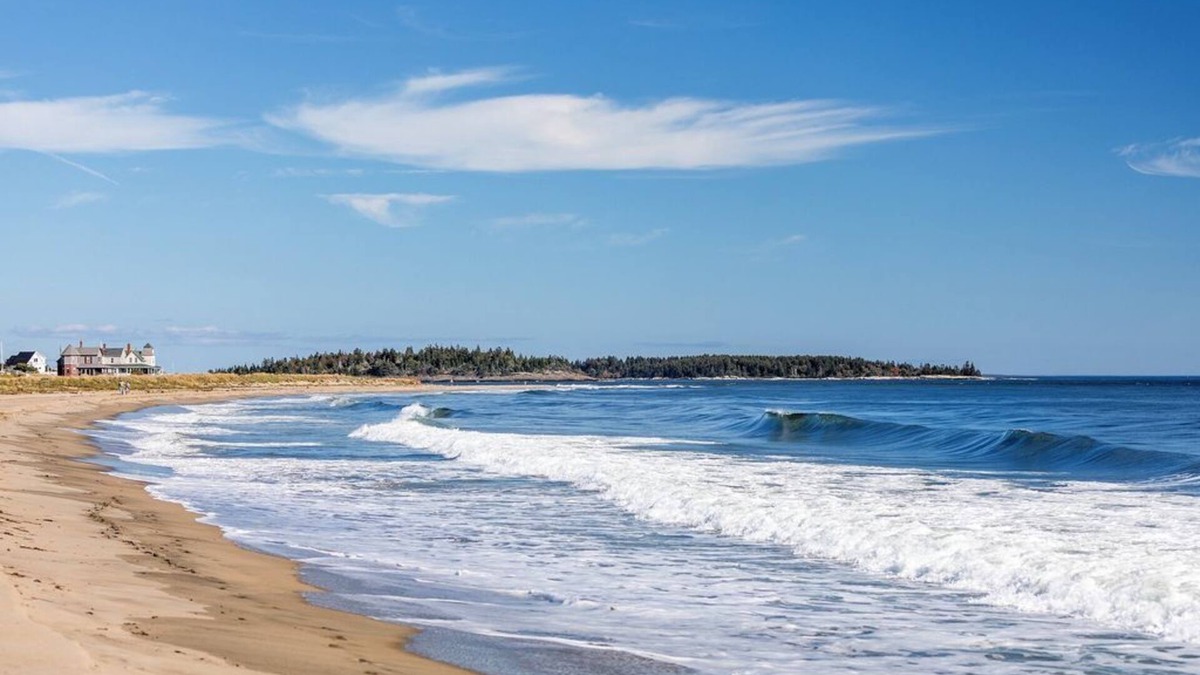 Phippsburg Cottage | Ocean Front Cottage with amazing views! Only steps away from white sandy beach.