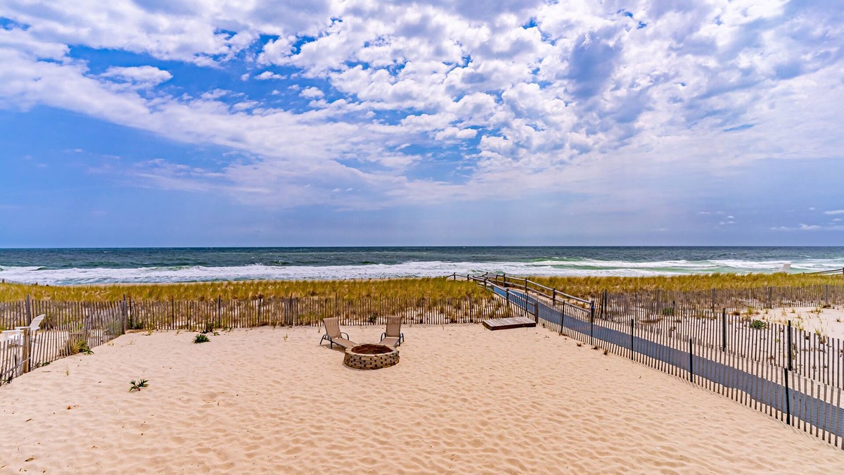Mantoloking House | Ocean Front home, Private Beach , 5 Bedrooms, 4 full baths, sleeps 14