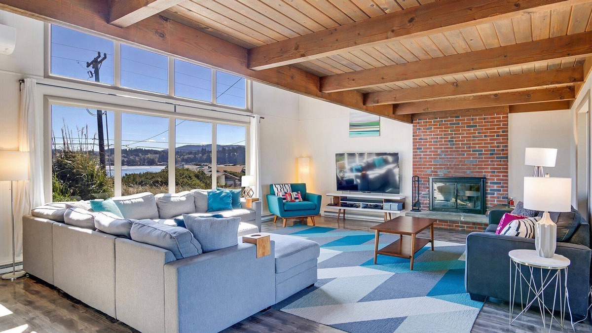 Bayshore House | Ocean Front House Sits Right on a Sandy Beach!