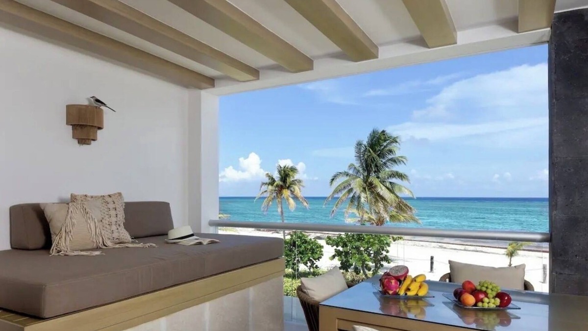 Villa Juarez Condo | Ocean Front, Playa del Carmen, Mareazul.