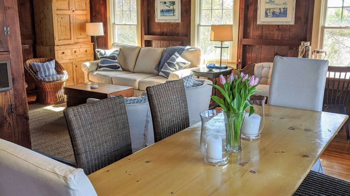 Chatham Cottage | Ocean & Marina Views From This Charming Cottage! Walk To Beach & Town.