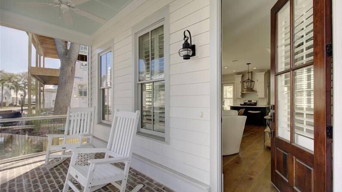 Jekyll Island House | Ocean Oaks 23 - beautiful coastal home steps away from pool and beach