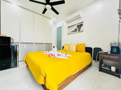 Leeward Settlement Bed & Breakfast | Ocean Pearl - Cozy Comfort Room with pool Nearby Sunset beach