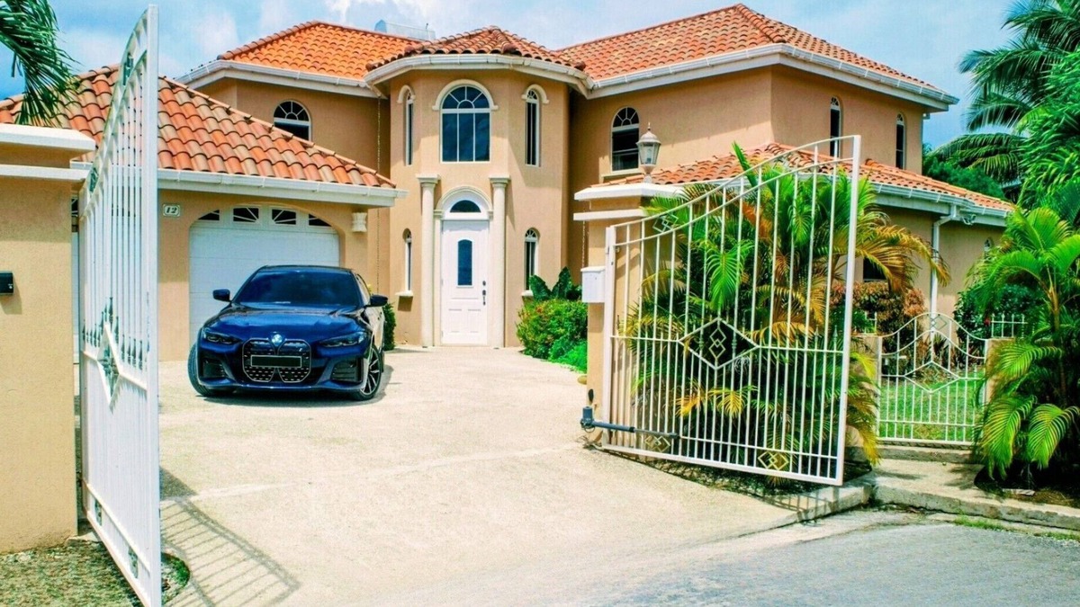 Porters Villa | Ocean Pearl Villa - Upscale vacation villa rental