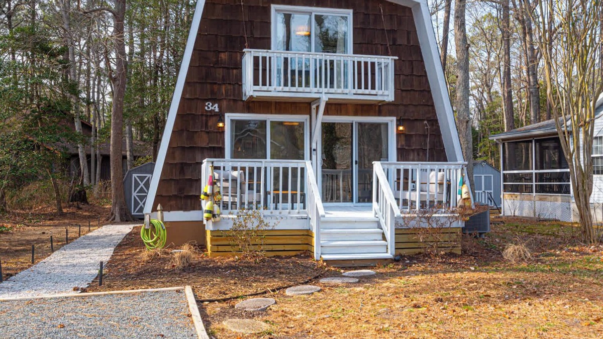 Ocean Pines House | Ocean Pines 2BR 1BA Cottage with Fire Pit