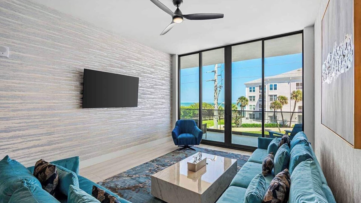 Melbourne Beach Condo | Ocean's Edge | Lavish NEW Condo w Beach Views, Cozy Decor & Fab Resort Amenities
