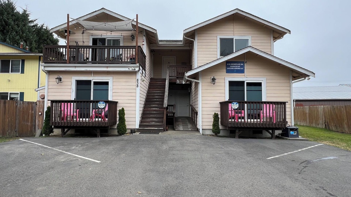 Ocean Shores Apartment | Ocean Shores studio with kitchenette-minutes from beach-Anchor Ashore Condo #4