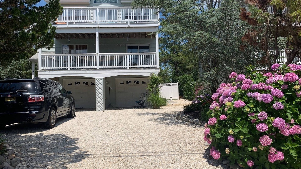 Beach Haven House | Ocean Side Beach Blossom Barnegat Light
