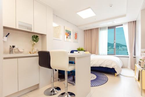 Yeosu Apartment | Ocean Top Marina