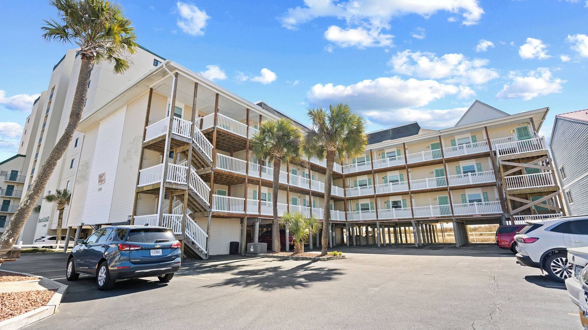 Ash Condo | Ocean View 2br/2ba-Sleep 6-Full Kitchen-Pool-Beach-WIFI