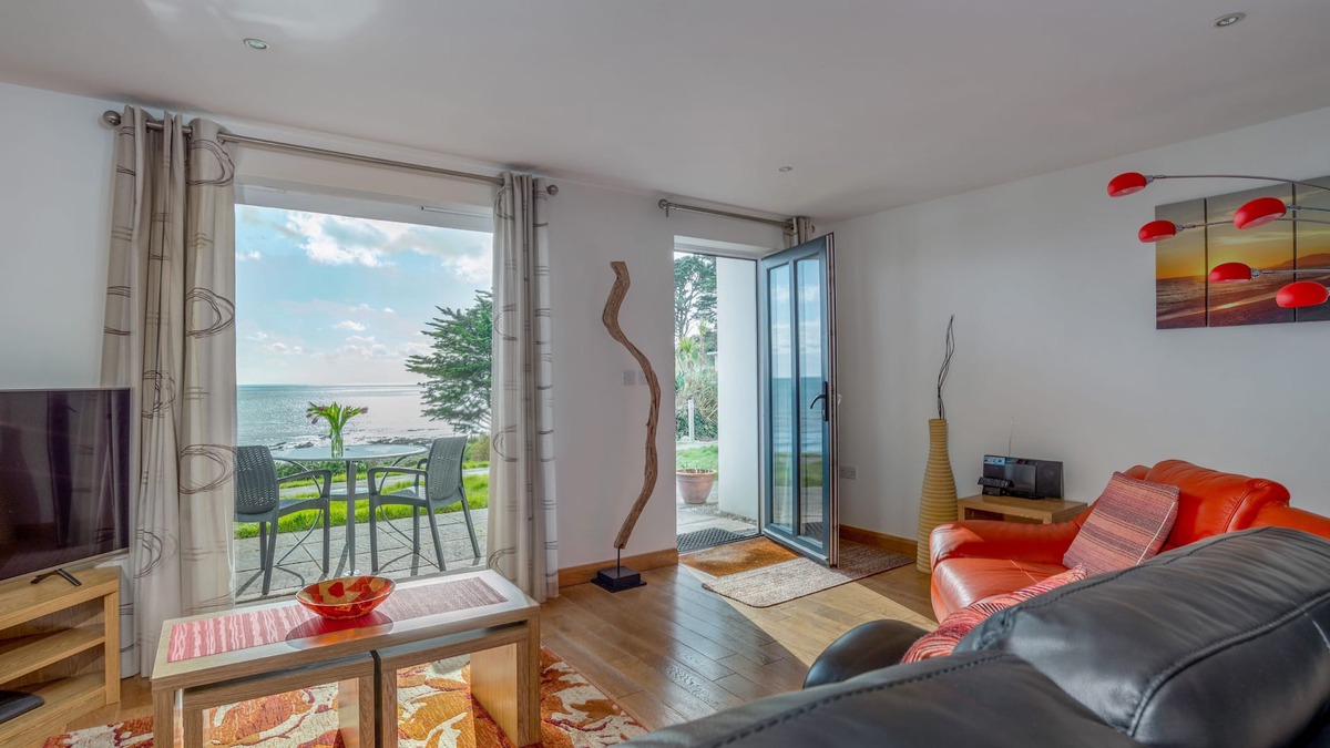 Seaton Apartment | Ocean View at Mount Brioni