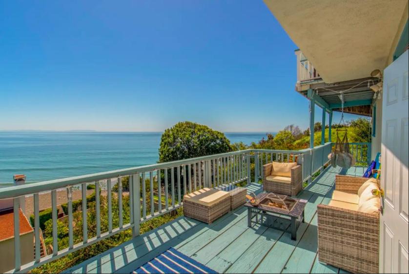 Pacific Palisades Apartment | Ocean View+ Beach Surfing studio @ Palisade/Malibu