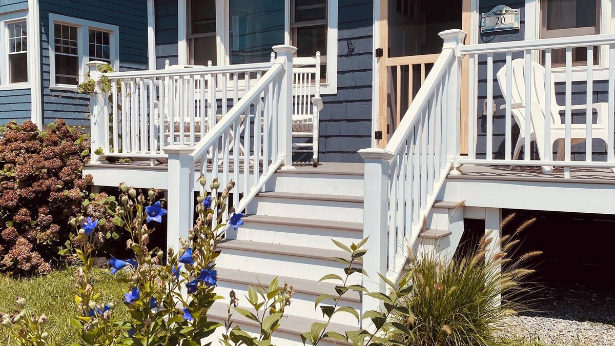 Pine Orchard House | Ocean View cottage in Indian Neck. Super Host with 5-Star Rating