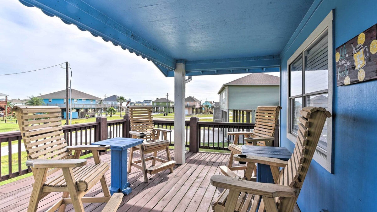Crystal Beach Cottage | Ocean View, Deck: Colorful Crystal Beach Home!