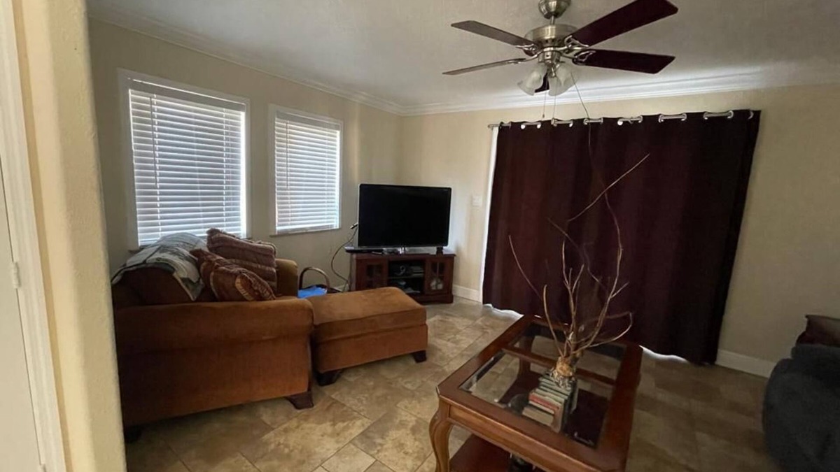 East End House | Ocean view from every room ,quiet neighborhood family friendly.Bluff view