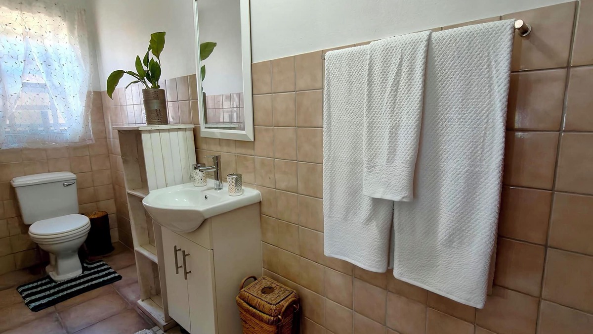 Sandbaai Apartment | Ocean View Hermanus Apartment Near Whale Watching & Cliff Path